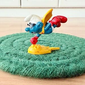 SUPERMAN SMURF Vintage 1980 Figurine 20127 Peyo Schleich Hong Kong Complete